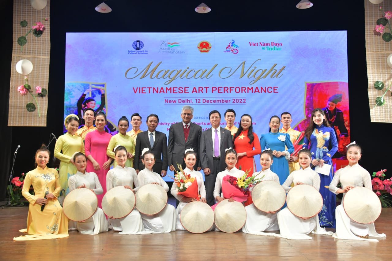 Chương trình nghệ thuật “Đêm huyền diệu”: Giao thoa văn hóa truyền thống Việt Nam - Ấn Độ