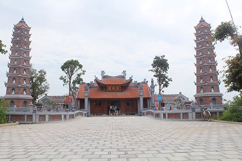 Thăm ngôi chùa trên 700 năm tuổi ở Quảng Bình