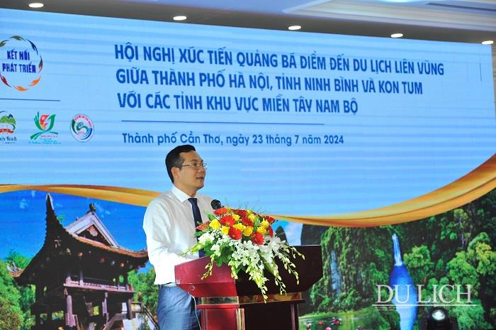 Giám đốc Sở VHTTDL Cần Thơ Nguyễn Minh Tuấn phát biểu chào mừng hội nghị