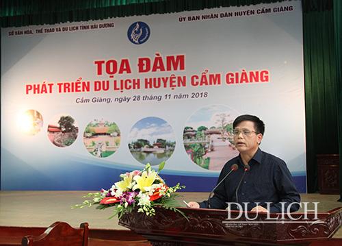 Chủ tịch UBND huyện Cẩm Giàng Trịnh Ngọc Thành phát biểu tại tọa đàm (ảnh: Việt Hùng)